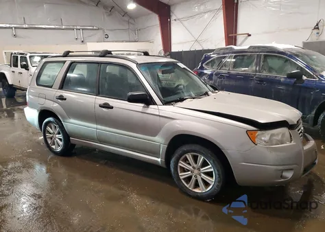2006 Subaru Forester 2.5X z USA, uszkodzony, nr VIN JF1SG63666G739855